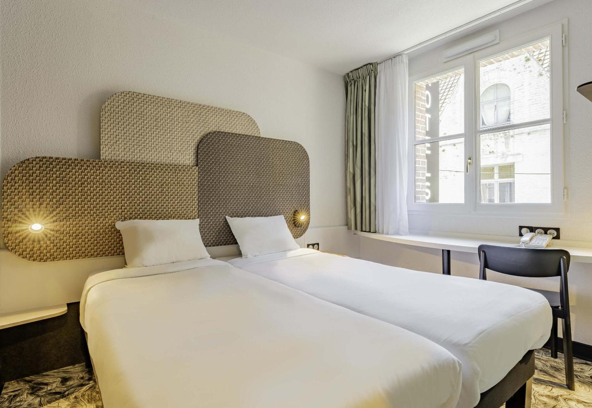 B&B Hotel Arras Centre Les Places Exteriör bild